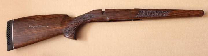 Ложа CZ-550. Охотничья. Орех.